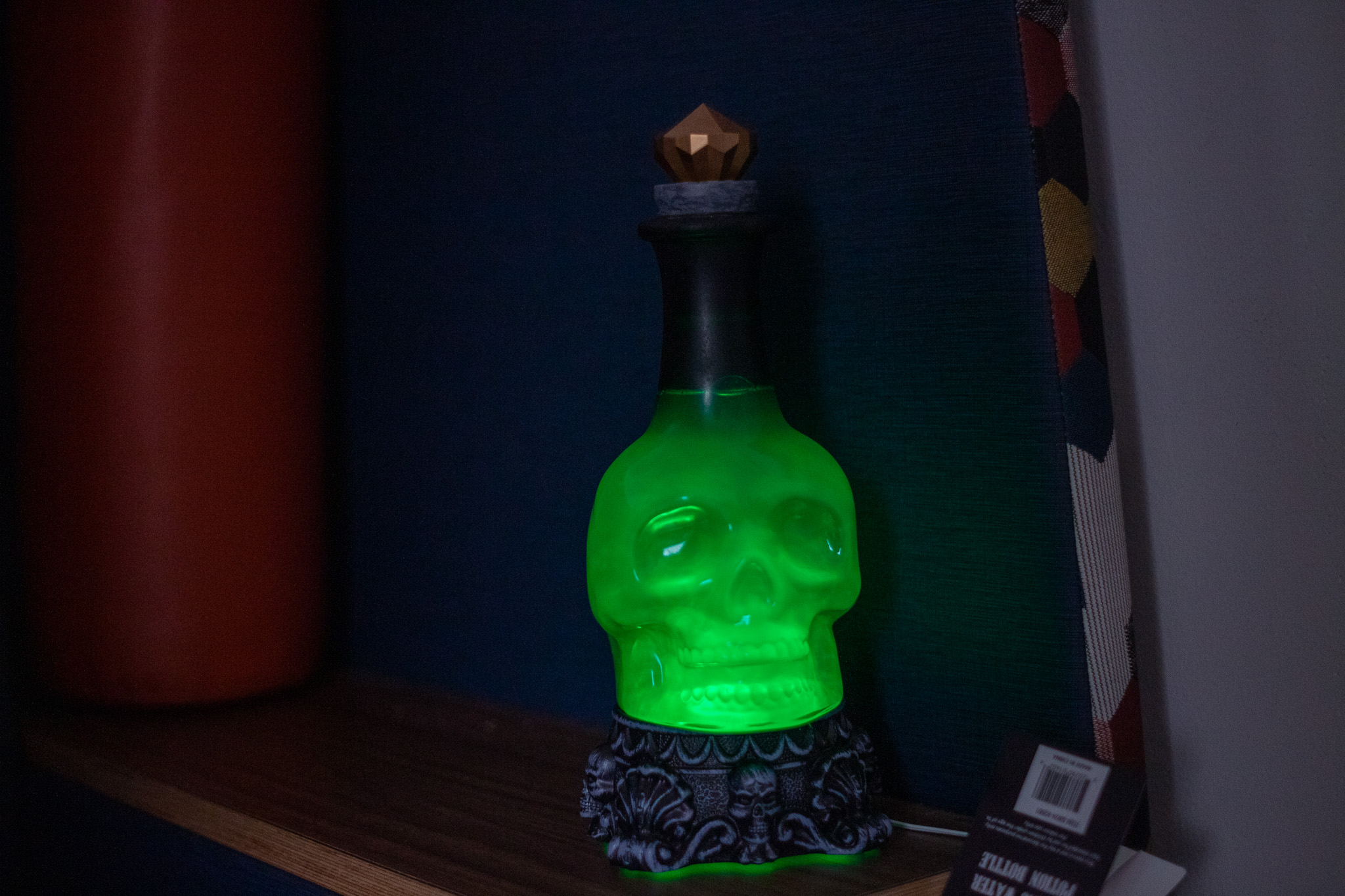 Green Skull Lamp